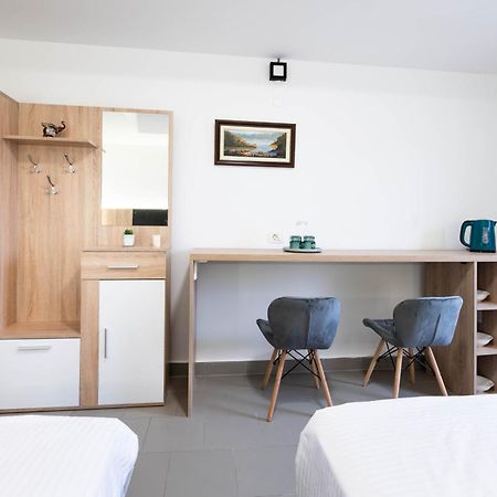 Karuc Studio Apartment Cudo Nevidjeno מראה חיצוני תמונה