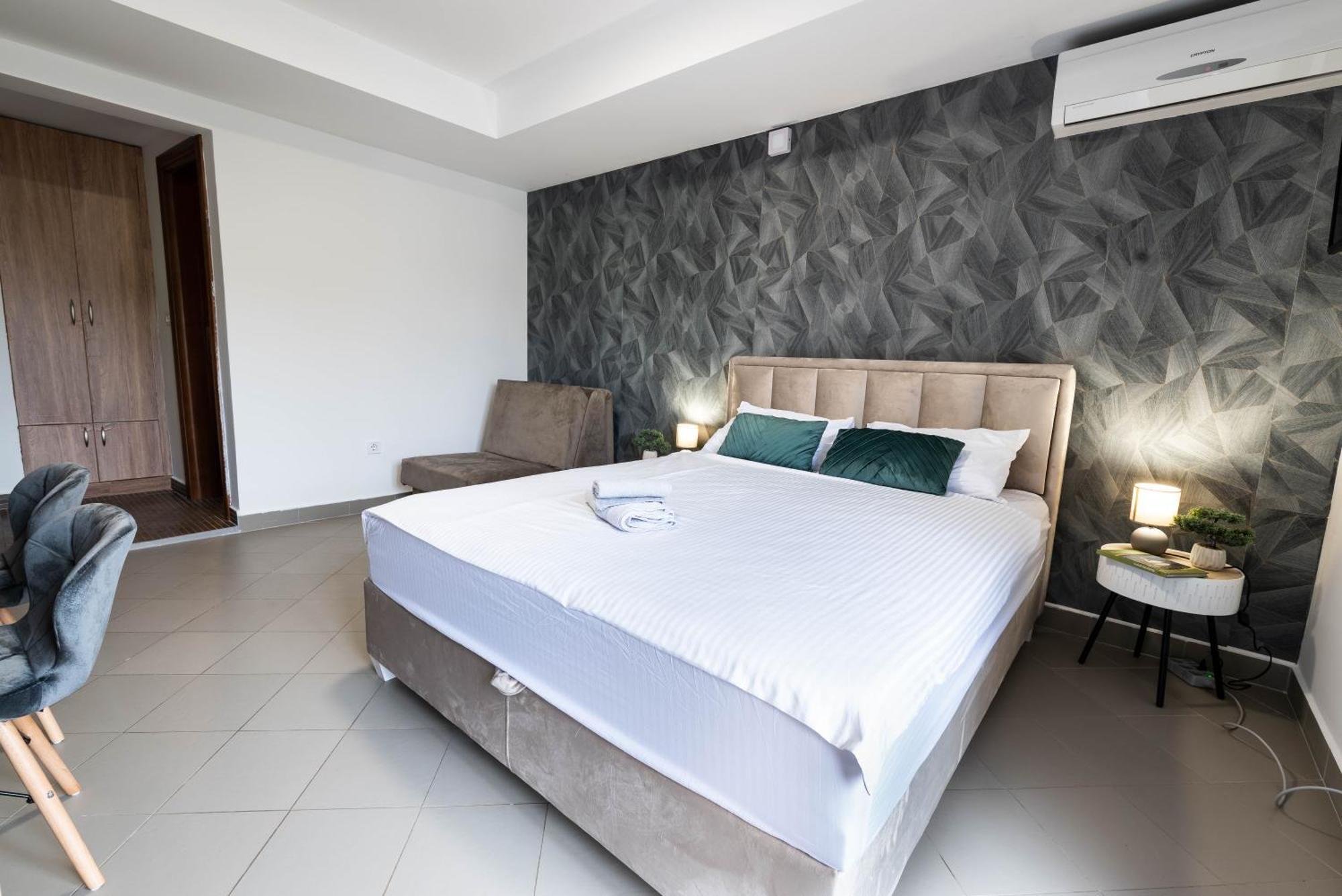 Karuc Studio Apartment Cudo Nevidjeno מראה חיצוני תמונה